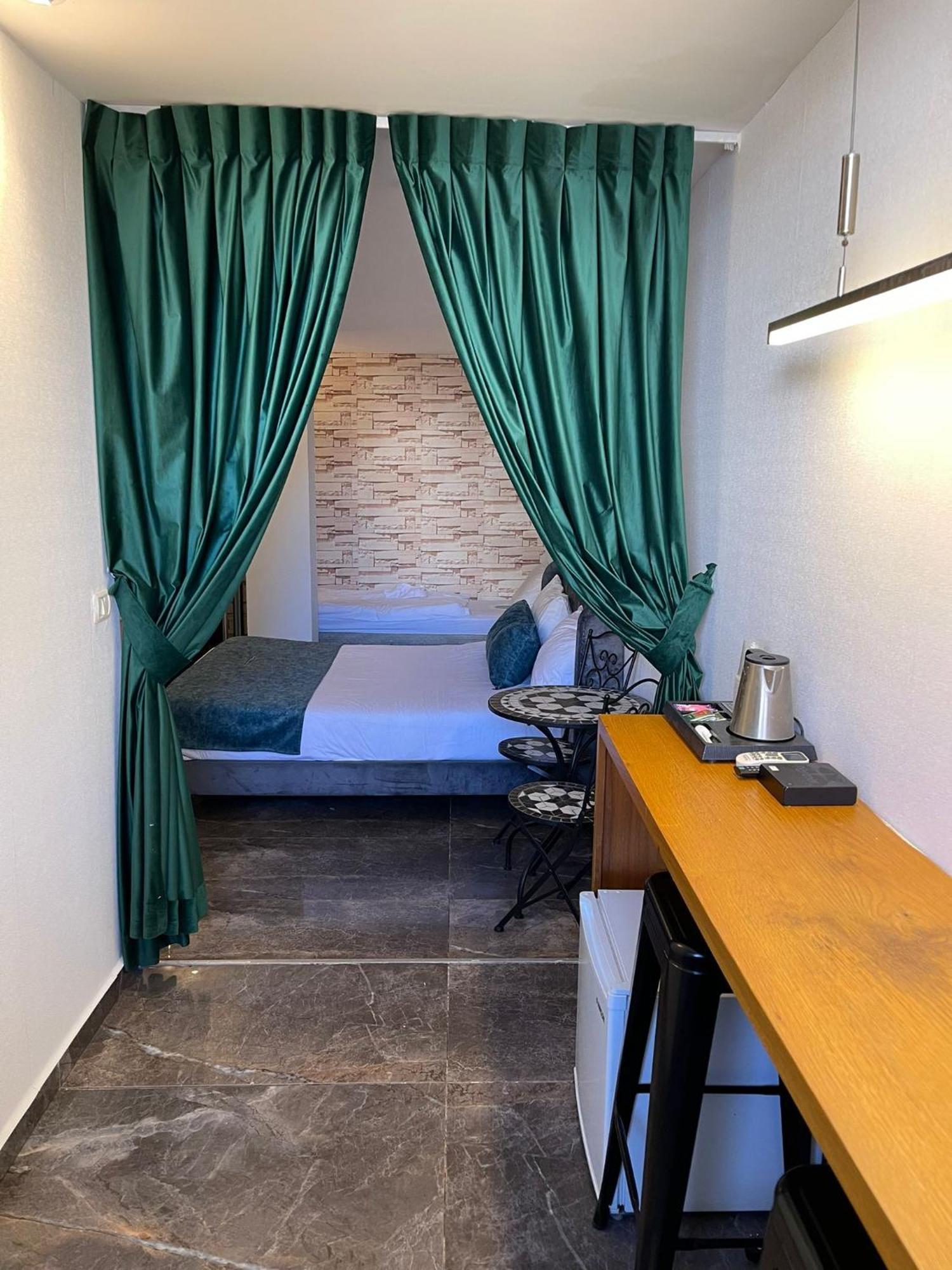 Lago Suites Hotel เยรูซาเลม ภายนอก รูปภาพ