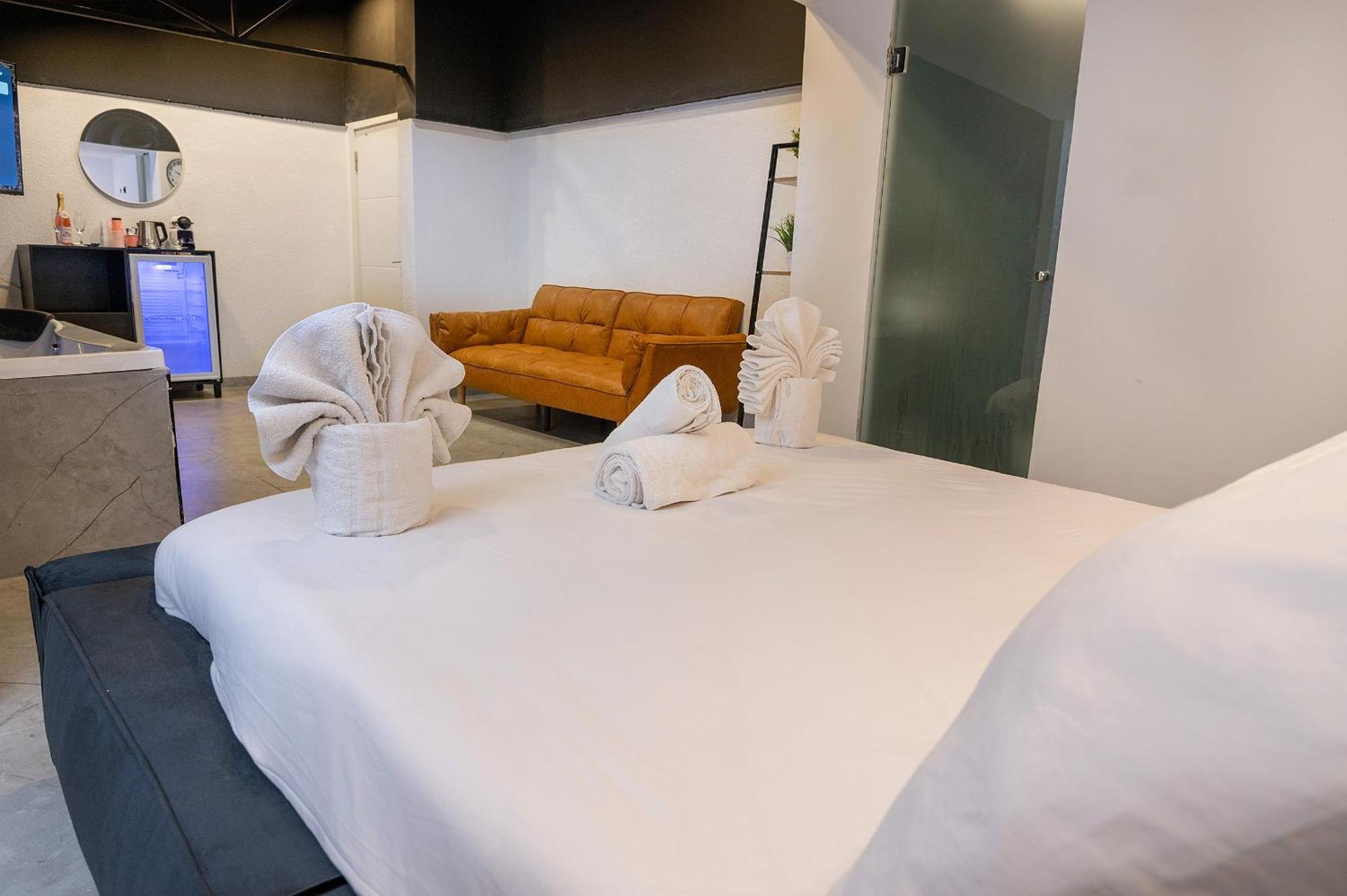 Lago Suites Hotel เยรูซาเลม ภายนอก รูปภาพ