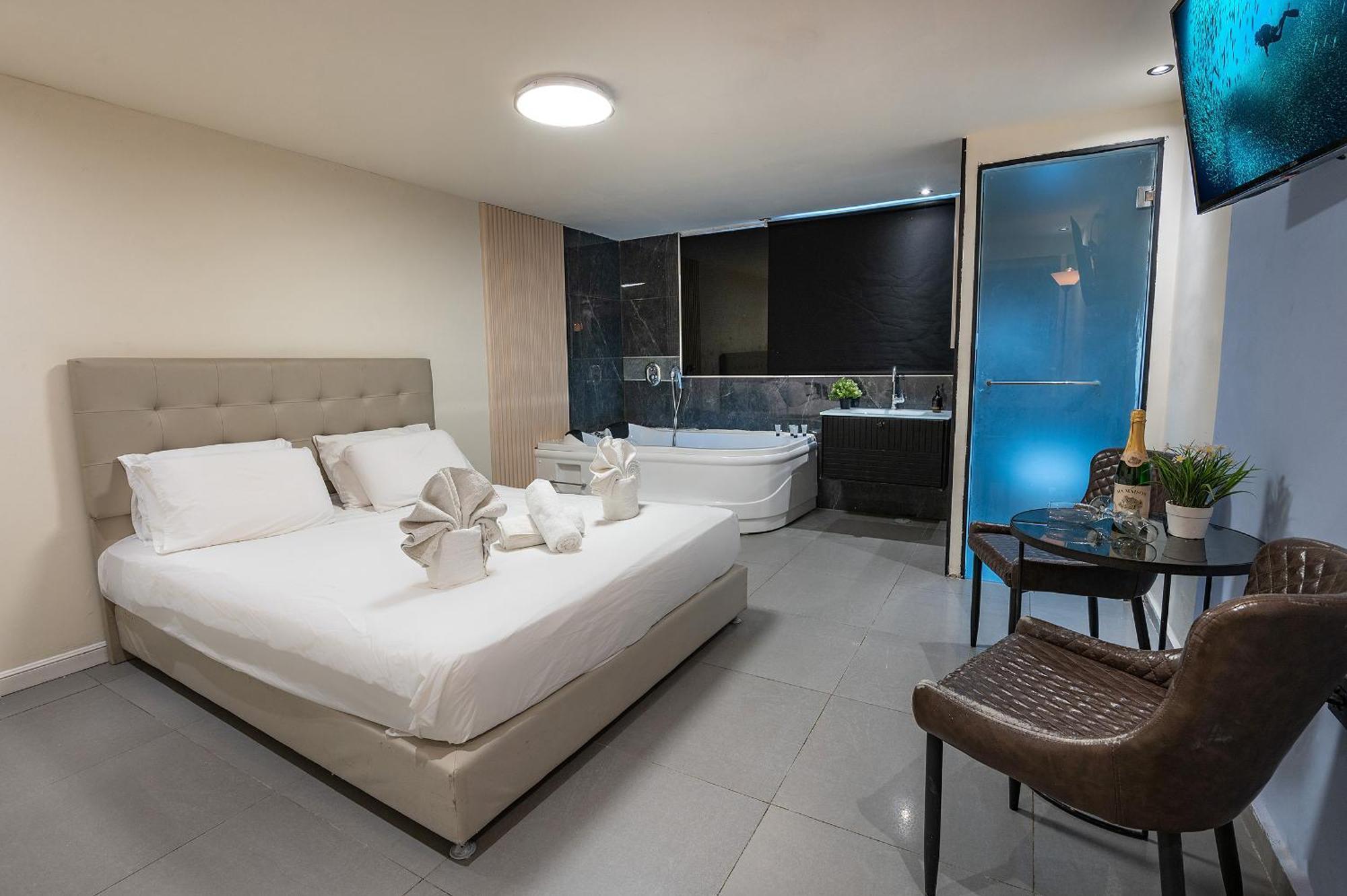 Lago Suites Hotel เยรูซาเลม ภายนอก รูปภาพ