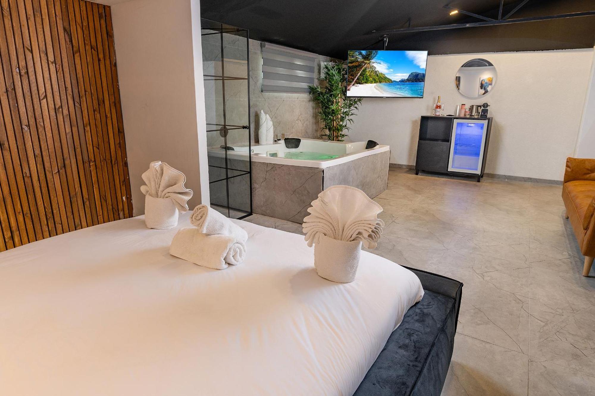 Lago Suites Hotel เยรูซาเลม ภายนอก รูปภาพ