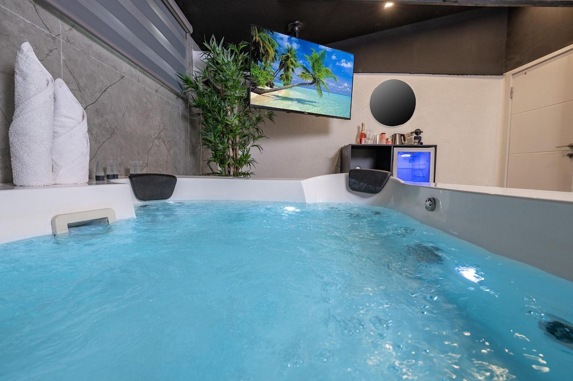 Lago Suites Hotel เยรูซาเลม ภายนอก รูปภาพ