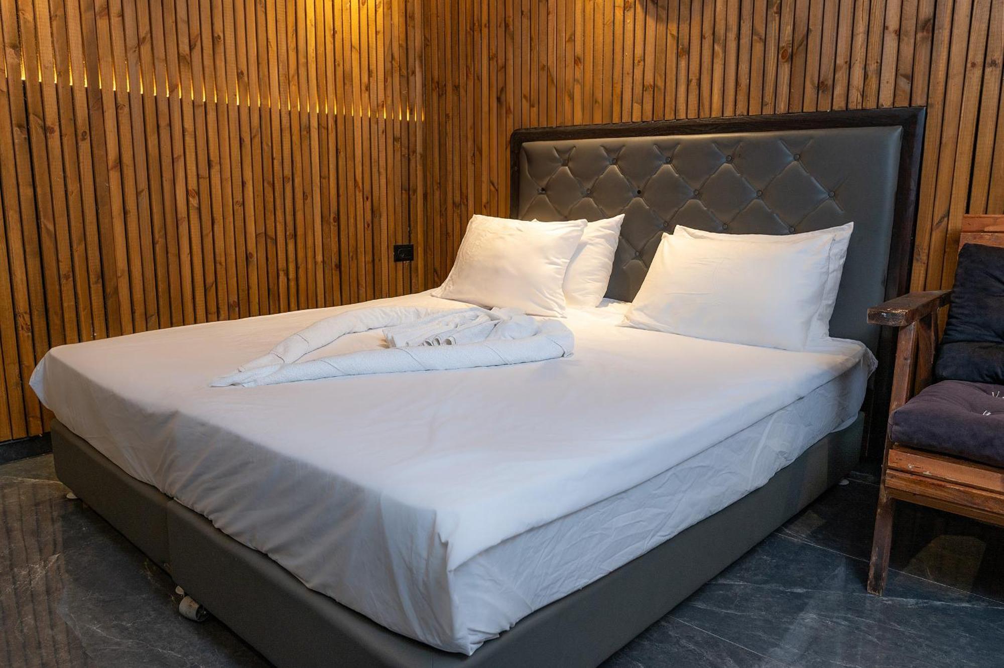 Lago Suites Hotel เยรูซาเลม ภายนอก รูปภาพ